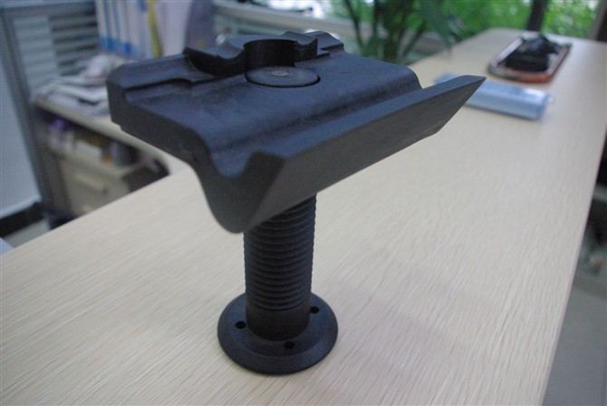 Nylon PA66+60%GF reinforced plus 60% glass fiber modification, high strength, small shrinkage, bette